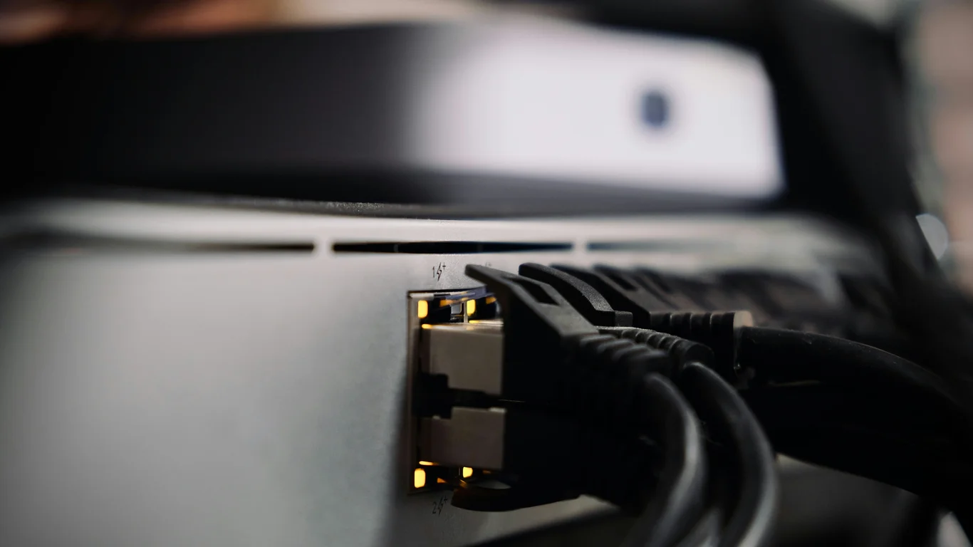 RAID vs JBOD for a Home NAS: Which Should You Actually Use?